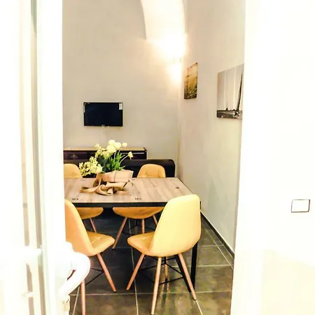 Casa Dalmazia * Лечче